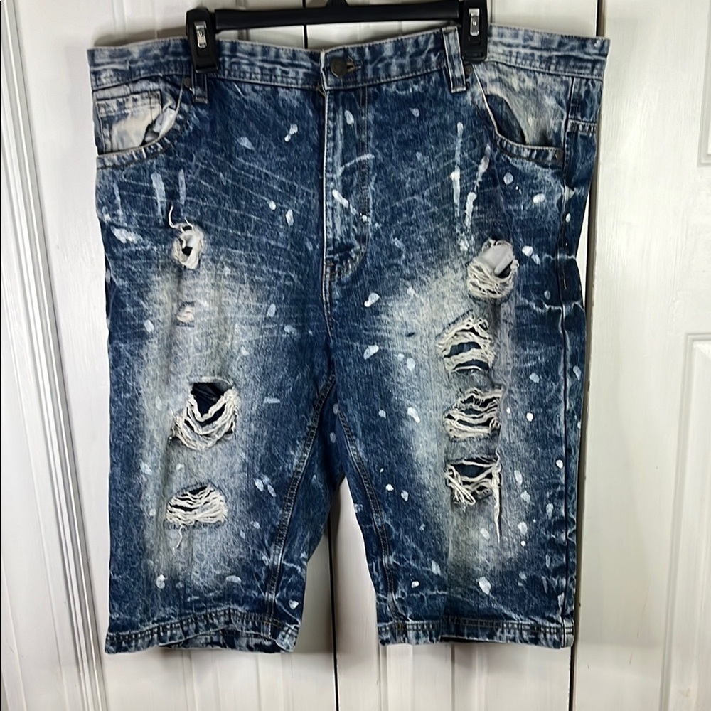 men’s Counterattack Distressed Blue Denim Shorts painted SZ 44x 13